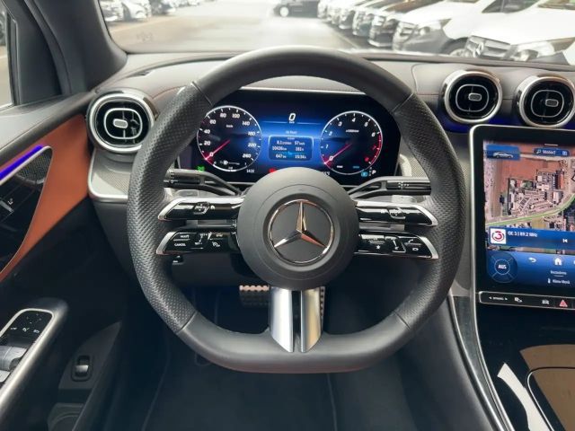 Mercedes-Benz GLC 200 4MATIC AMG Line Coupé