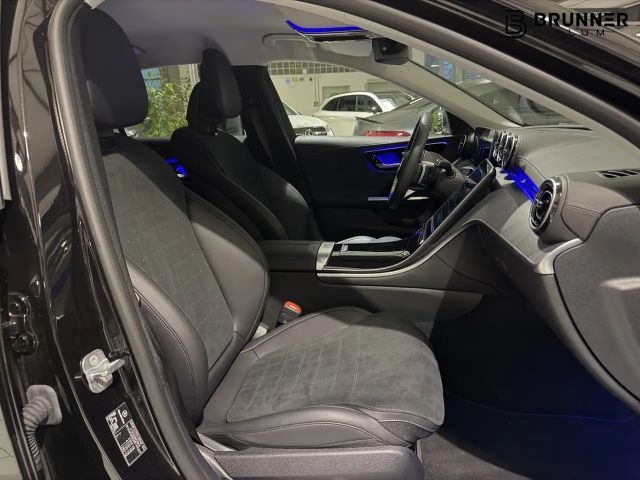 Mercedes-Benz C 220 AMG Line C 220 d Sedan