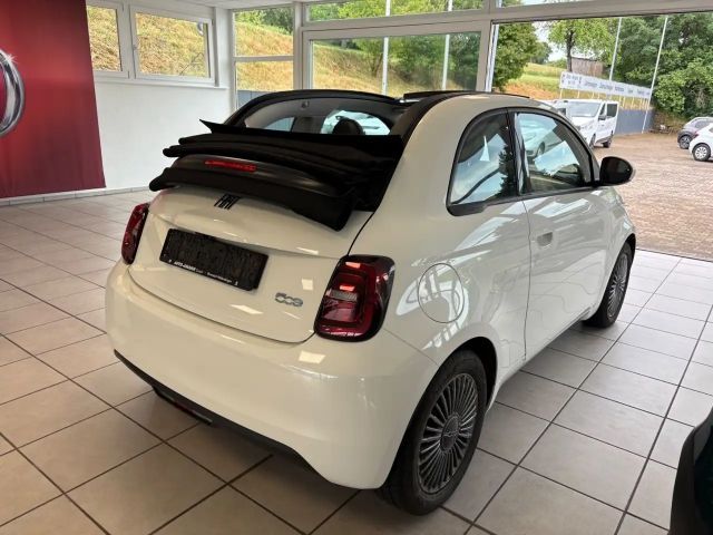 Fiat 500e Icon