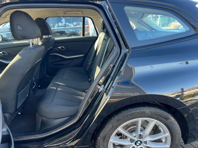 BMW 318 318d Touring