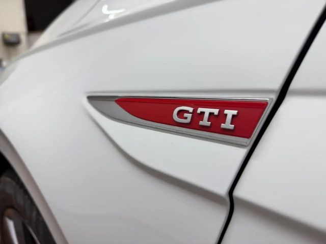 Volkswagen Polo 2.0 TSI DSG GTI