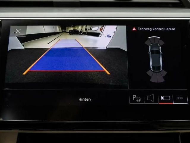 Audi e-tron 55 S-Line