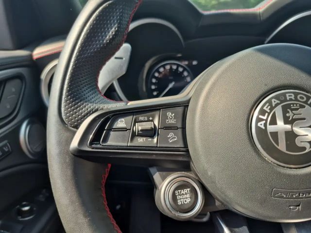 Alfa Romeo Stelvio Q4