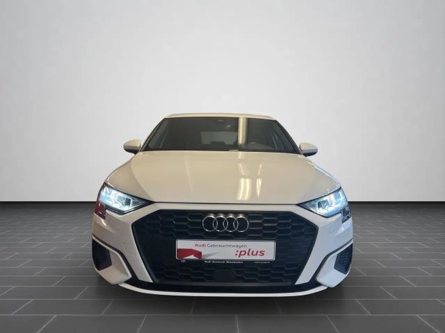 Audi A3 40 TFSI Hybride Sedan