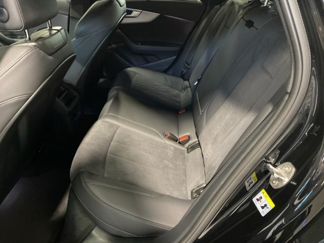 Audi A4 45 TFSI Avant Quattro S-Line S-Tronic