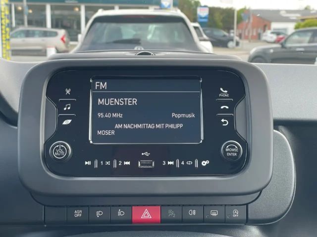 Fiat Panda +KLIMA+DIGICOCKPIT+PDC+ASSISTENTEN+5SITZER+TEMPOMA