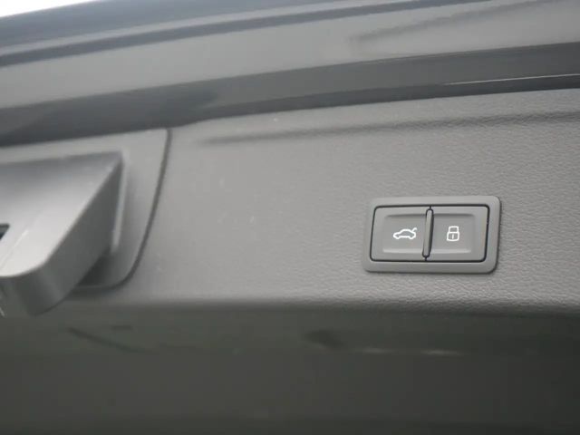 Audi A4 Avant Quattro S-Line