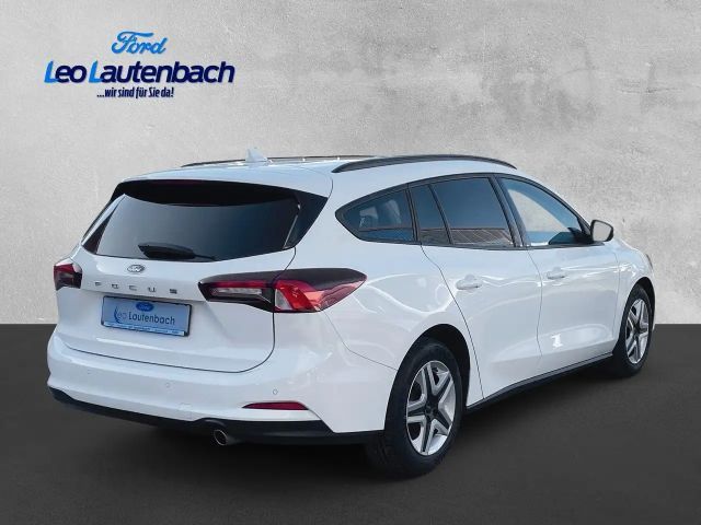 Ford Focus Cool & Connect Wagon