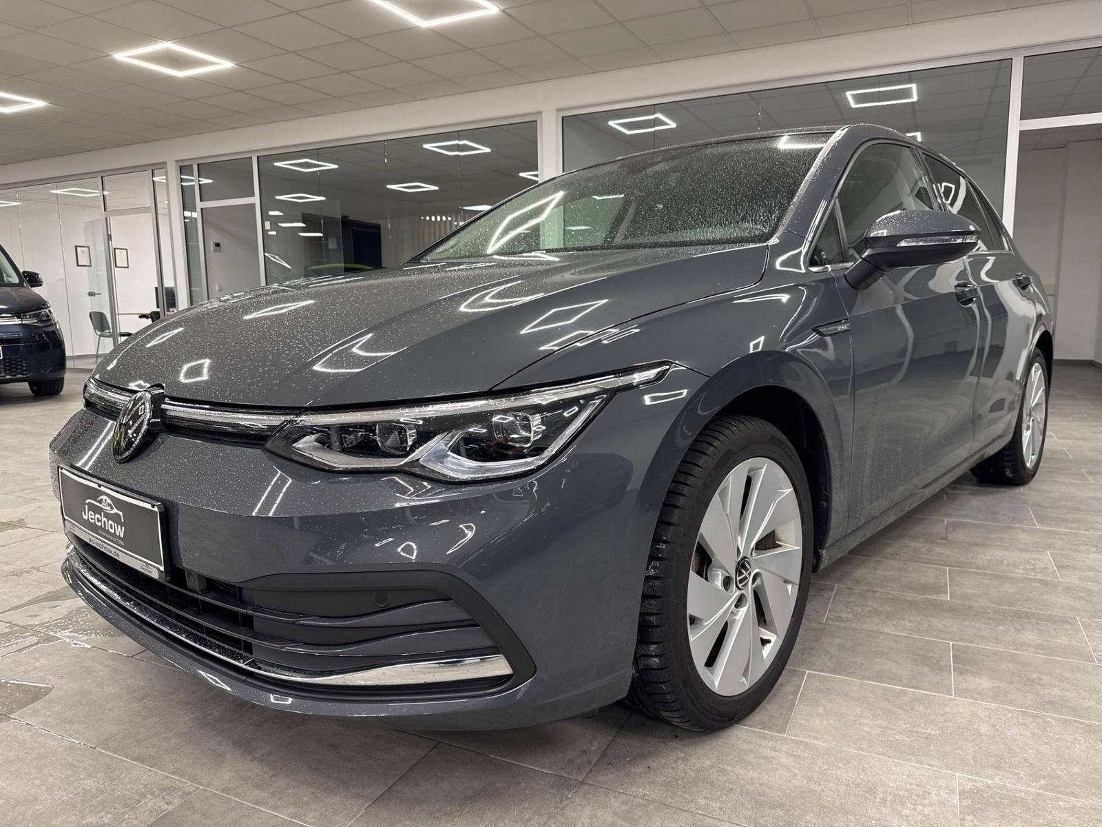 Volkswagen Golf 1.5 eTSI Golf VIII IQ.Drive Style