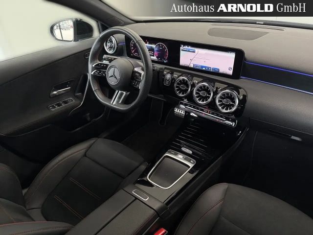 Mercedes-Benz A 250 4MATIC AMG Line
