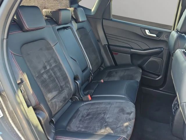 Ford Kuga Plug in Hybrid ST Line X