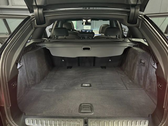 BMW 540 540d M-Sport Touring xDrive