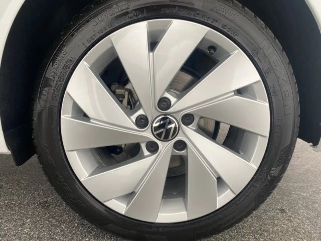 Volkswagen Golf Business DSG Variant