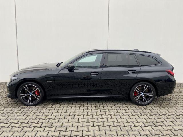 BMW 320 320e M-Sport Touring