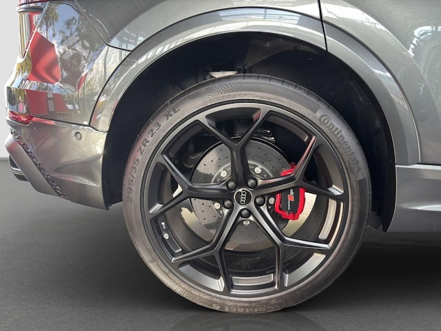 Audi RS Q8 Performance Quattro