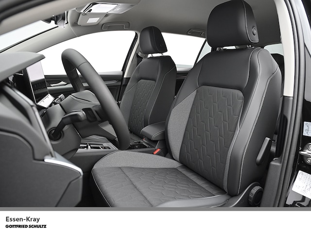 Volkswagen Golf 1.5 eTSI