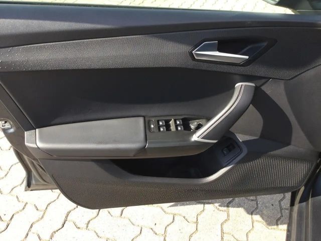 Seat Leon 2.0 TDI DSG Sportstourer Style