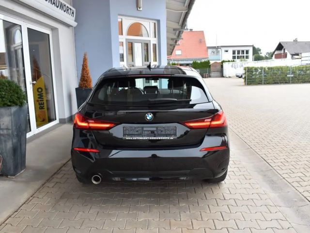 BMW 118 118i Advantage pakket Sedan