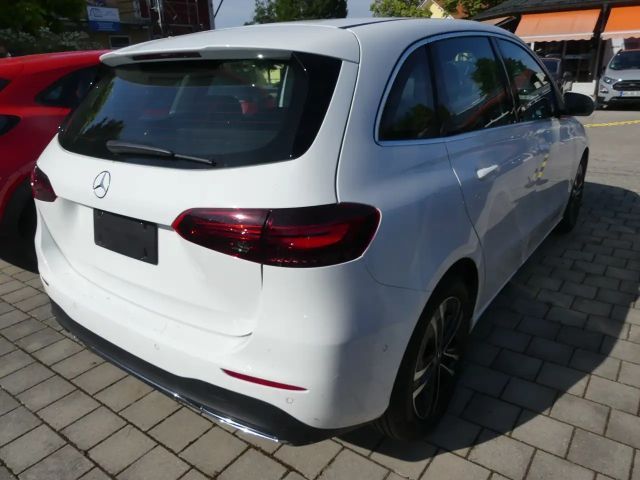 Mercedes-Benz B 200 B 200 d Progressive