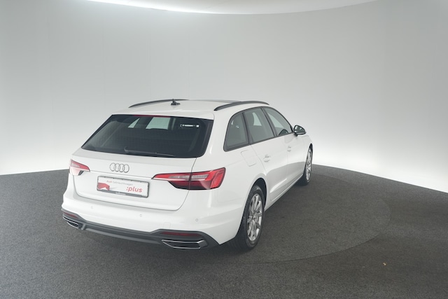Audi A4 40 TFSI Avant S-Tronic