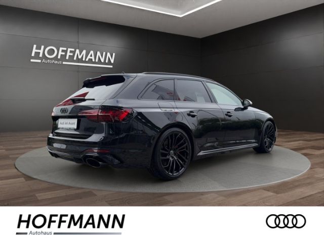 Audi RS4 Avant Quattro