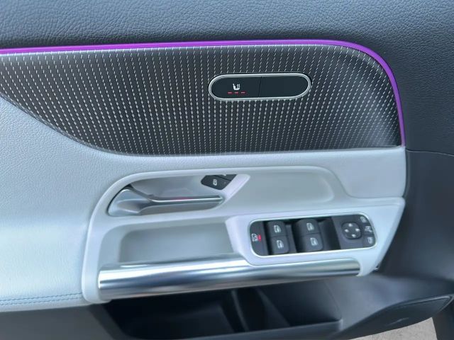 Mercedes-Benz EQA 350 4MATIC AMG Line