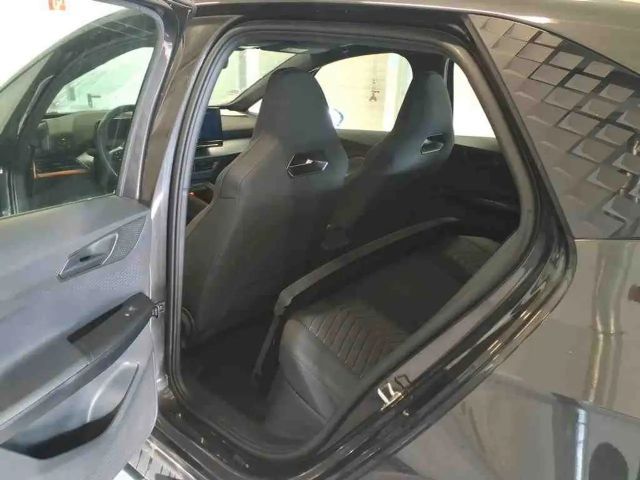 Cupra Born electric*NAVI*WÄRMEPUMPE*ACC*LED*18ZOLL*KAM