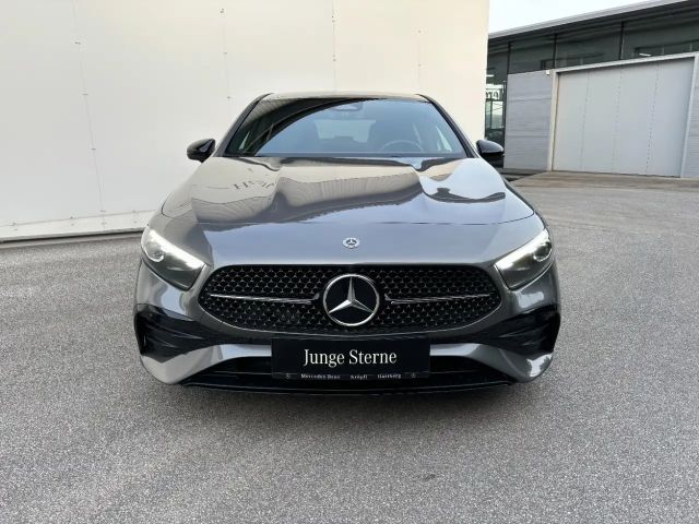 Mercedes-Benz A 180 A 180 d AMG Line