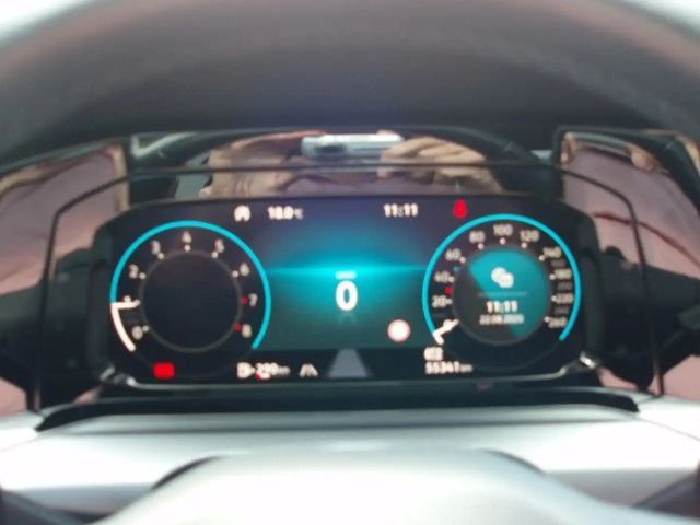 Volkswagen Golf Active 1,5 TSI 6-Gang LED/NAVI//AHK