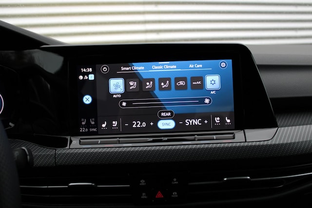 Volkswagen Golf 2.0 TSI