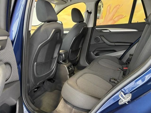 BMW X1 Advantage pakket sDrive18i