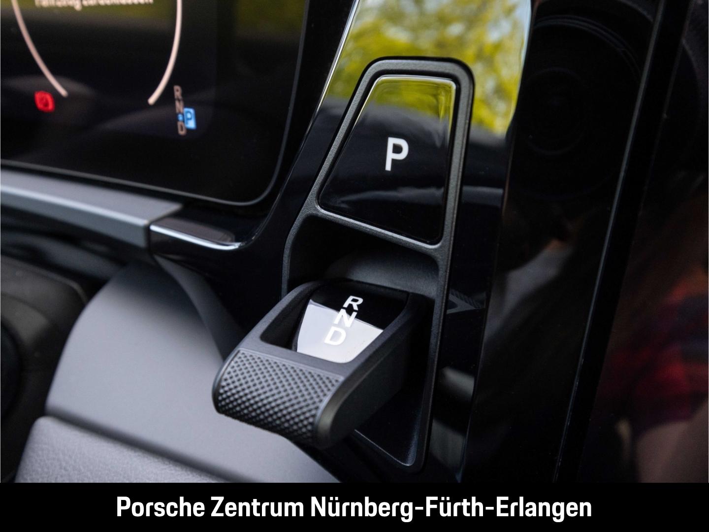 Porsche Macan BOSE Panoramadach Luftfederung Lenkradheiz