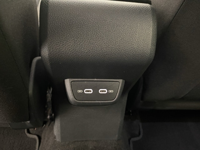 Volkswagen Polo 1.0 TSI DSG R-Line