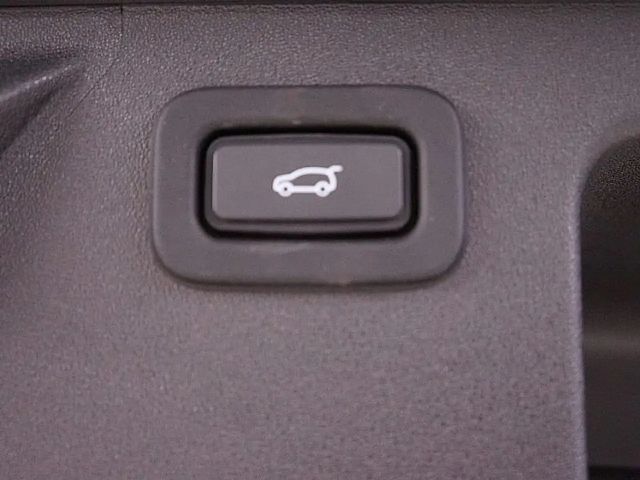 Land Rover Discovery Sport P300e SE