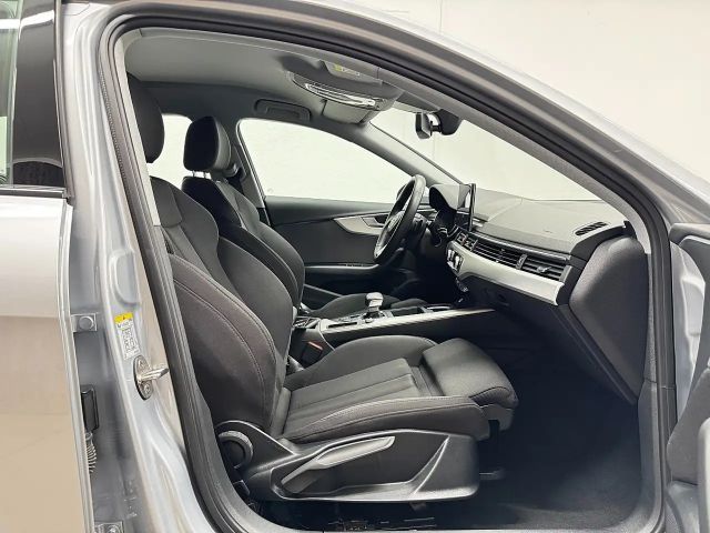 Audi A4 40 TDI Avant S-Tronic