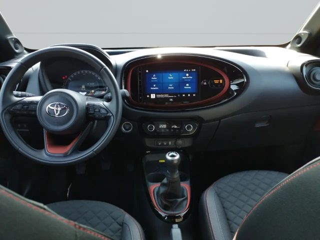 Toyota Aygo X 1.0 VVT-i Explore Hatchback