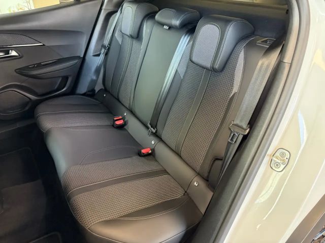 Peugeot 2008 EAT8 GT-Line PureTech