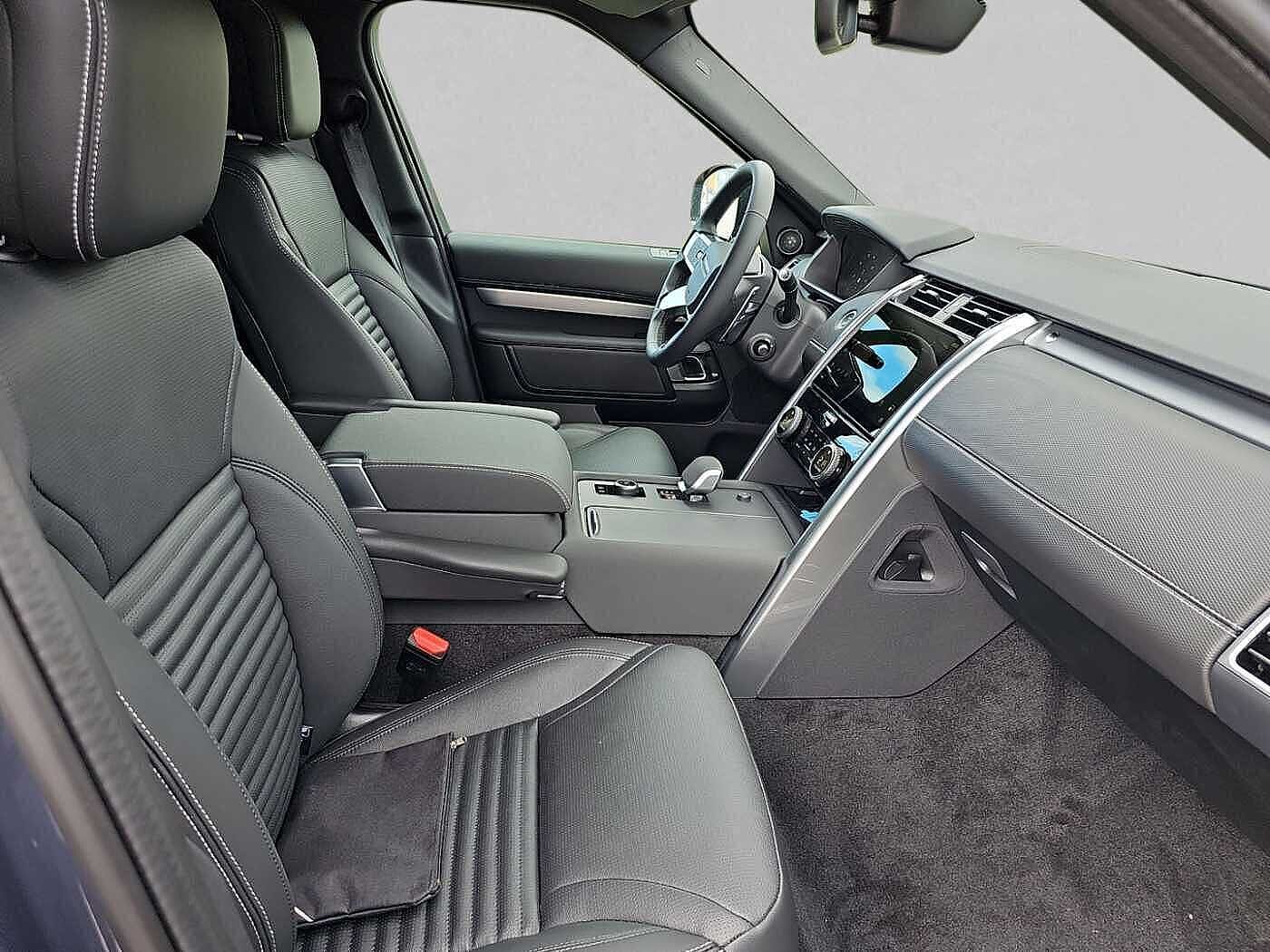 Land Rover Discovery D300 Dynamic SE