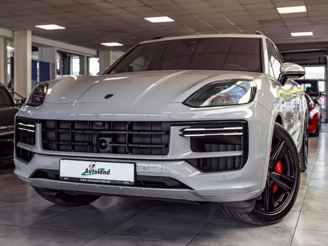 Porsche Cayenne E-Hybrid Turbo