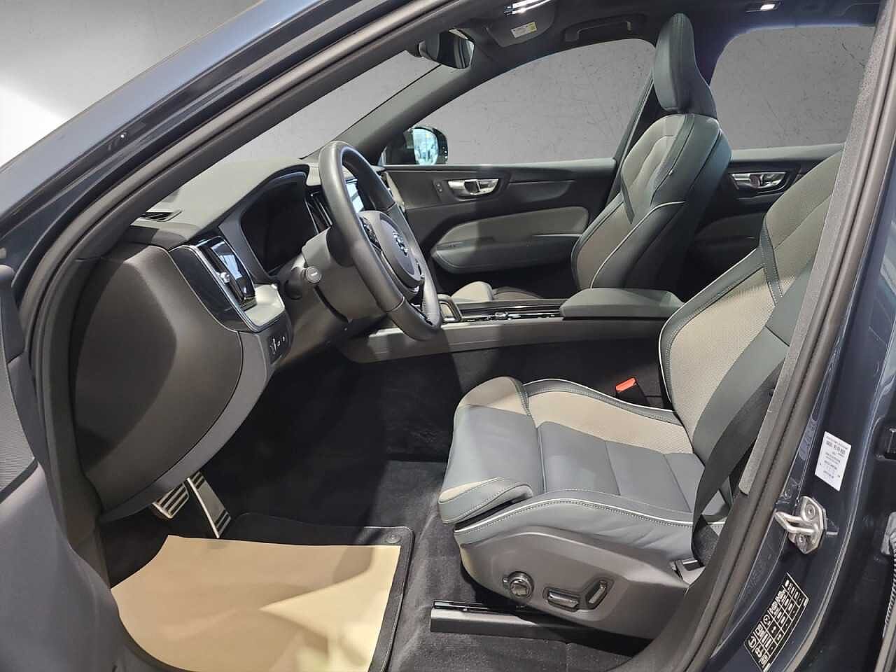 Volvo XC60 XC60 Bluetooth LED Klima Einparkhilfe el. Fenster