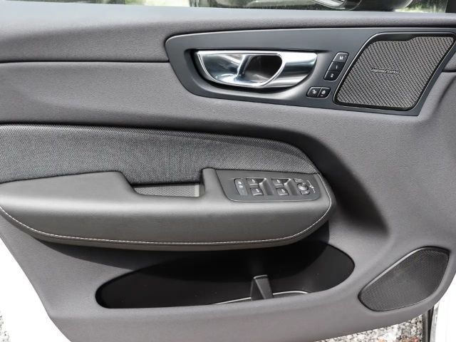 Volvo XC60 Dark Plus