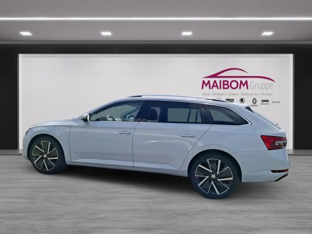 Skoda Superb 2.0 TDI Combi Style Style