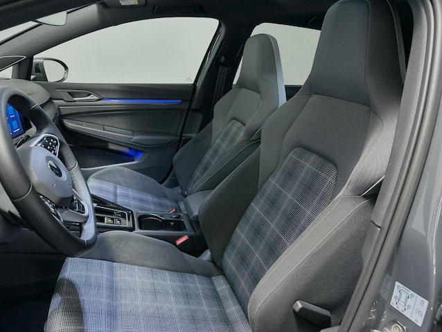 Volkswagen Golf 2.0 TDI DSG Golf VIII