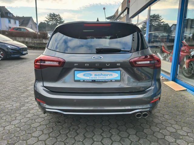 Ford Focus ST Line Wagon
