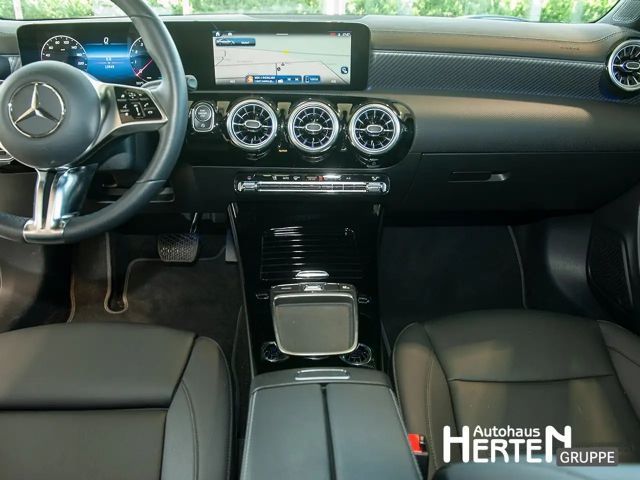 Mercedes-Benz CLA 180 Coupé