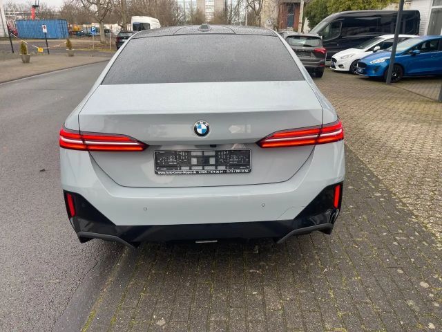 BMW 540 540d M-Sport Sedan xDrive