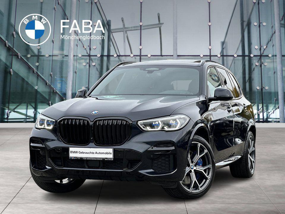 BMW X5 M50i
