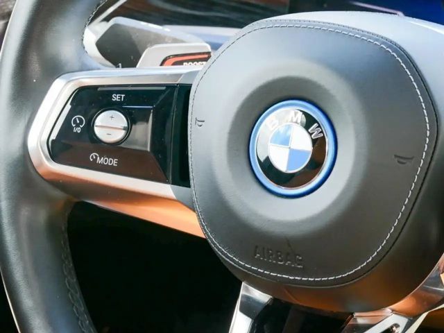 BMW i7 M-Sport Sedan