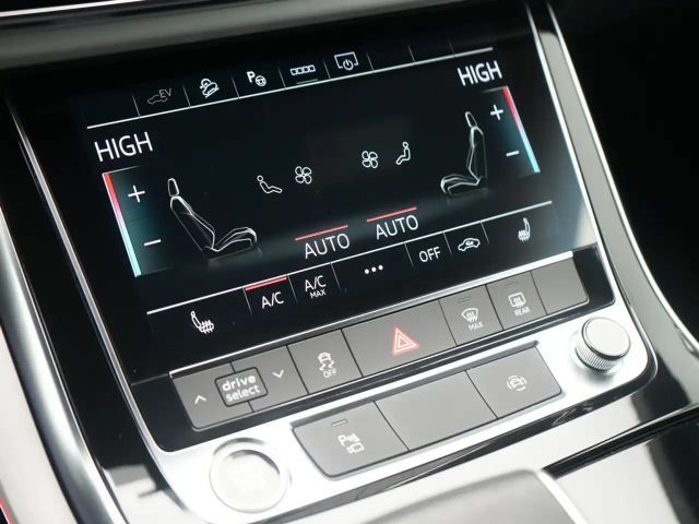 Audi Q8 e MATRIX RAUTE LUFT AHK LEDER B&O ACC MEMO