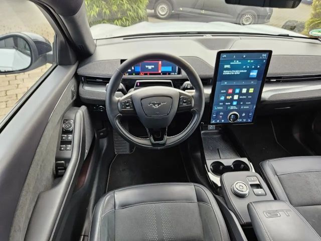 Ford Mustang Mach-E AWD GT